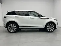 Usado Land Rover Range Rover evoque R-Dynamic 163 CV (119 kW) 2022 Blanco fuji white SUV