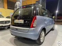 Usado Lancia Musa 95 CV (69 kW) 2012 Azul Monovolumen