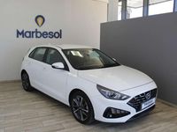 Usado Hyundai i30 110 CV (80 kW) 2021 Blanco Utilitario