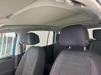 Usado VW Touran Sport 150 CV (110 kW) 2020 Azul Monovolumen