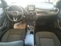 Usado Mercedes B180 109 CV (80 kW) 2017 Marrón Utilitario