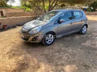 Usado Opel Corsa Selective 95 CV (69 kW) 2013 Gris / plata Utilitario