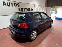 Usado VW Golf IV Highline 105 CV (77 kW) 2006 Azul Utilitario