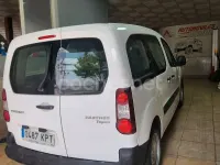 Usado Peugeot Partner Tepee Active 100 CV (73 kW) 2016 Blanco Monovolumen