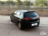Usado Seat Leon Sport 102 CV (75 kW) 2006 Negro Utilitario