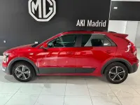 Usado Kia Niro 141 CV (103 kW) 2022 Rojo SUV