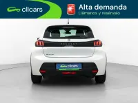 Usado Peugeot e-208 Allure 100 kW (136 CV) 2020 Blanco Utilitario