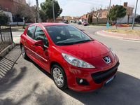Usado Peugeot 207 Business-Line 70 CV (51 kW) 2011 Rojo Berlina