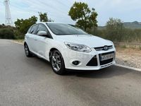 Usado Ford Focus 125 CV (91 kW) 2013 Blanco Berlina