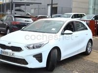Usado Kia Ceed 101 CV (74 kW) 2021 Blanco Utilitario