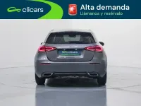 Usado Mercedes A200 163 CV (119 kW) 2022 Gris / plata Berlina