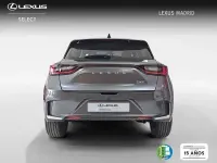 Usado Lexus LBX 136 CV (100 kW) 2025 Gris / plata SUV