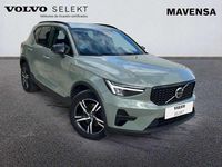 Usado Volvo XC40 Plus 163 CV (119 kW) 2025 Verde SUV