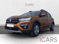 Usado Dacia Sandero Comfort 91 CV (66 kW) 2021 Naranja Berlina