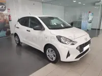 Usado Hyundai i10 67 CV (49 kW) 2023 Blanco Utilitario