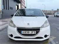 Usado Peugeot 208 Access 68 CV (50 kW) 2016 Blanco Utilitario