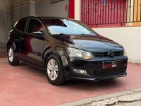 Usado VW Polo Advance 70 CV (51 kW) 2013 Negro Utilitario