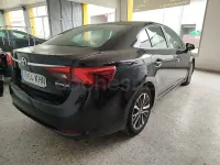 Usado Toyota Avensis Advance 143 CV (105 kW) 2018 Azul Berlina