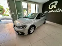 Usado VW Polo 95 CV (69 kW) 2021 Gris / plata Utilitario