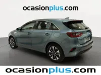 Usado Kia Ceed 101 CV (74 kW) 2025 Gris Utilitario