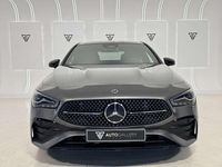 Usado Mercedes CLA200 163 CV (119 kW) 2024 Gris Coupe
