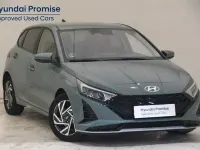 Usado Hyundai i20 100 CV (73 kW) 2025 Verde Utilitario