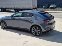 Usado Mazda 3 Exclusive-Line 122 CV (89 kW) 2023 Gris / plata Berlina