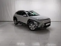 Usado Hyundai Kona 100 CV (73 kW) 2025 Azul SUV