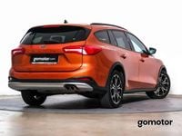Usado Ford Focus Active 125 CV (91 kW) 2019 Naranja Familiar