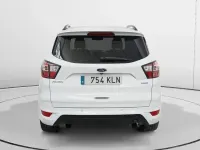 Usado Ford Kuga ST-Line 150 CV (110 kW) 2018 Blanco SUV