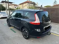 Usado Renault Grand Scénic Bose Edition 130 CV (95 kW) 2015 Negro Monovolumen