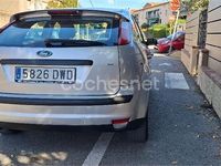 Usado Ford Focus Sport 115 CV (84 kW) 2006 Gris / plata Berlina