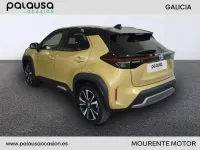 Usado Toyota Yaris Cross Edition 116 CV (85 kW) 2021 Amarillo SUV