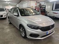 Usado Fiat Tipo Lounge 95 CV (69 kW) 2018 Plateado Familiar