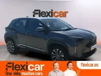 Usado Toyota Yaris Cross Active 116 CV (85 kW) 2023 Gris SUV
