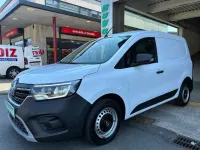 Usado Renault Kangoo 116 CV (85 kW) 2022 Blanco Monovolumen