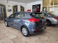 Usado Kia Ceed 90 CV (66 kW) 2015 Azul Utilitario