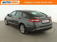 Usado Ford Mondeo Titanium 160 CV (117 kW) 2015 Gris / plata Berlina