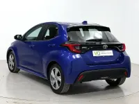 Usado Toyota Yaris Active 116 CV (85 kW) 2024 Azul Utilitario