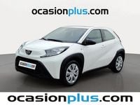 Usado Toyota Aygo X Play 72 CV (52 kW) 2023 Blanco SUV