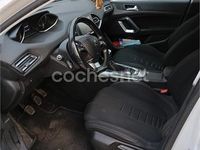 Usado Peugeot 308 Allure 155 CV (114 kW) 2013 Blanco Berlina