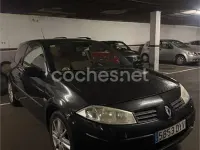 Usado Renault Mégane Dynamique 120 CV (88 kW) 2006 Negro Berlina