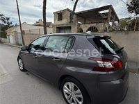 Usado Peugeot 308 Active 120 CV (88 kW) 2016 Gris / plata Berlina