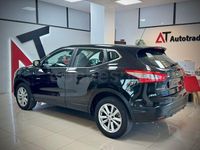 Usado Nissan Qashqai N-Connecta 110 CV (80 kW) 2015 Negro SUV