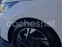 Usado Hyundai i20 100 CV (73 kW) 2021 Blanco Utilitario