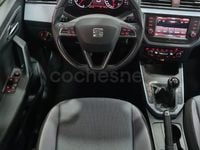 Usado Seat Arona Style 95 CV (69 kW) 2019 Blanco SUV