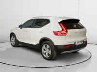 Usado Volvo XC40 Momentum 150 CV (110 kW) 2019 Blanco SUV