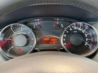 Usado Peugeot 5008 Style 115 CV (84 kW) 2014 Negro Monovolumen