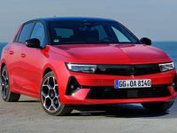 Usado Opel Astra Elegance 131 CV (96 kW) 2023 Azul Utilitario