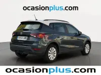 Usado Seat Arona Style Plus 110 CV (80 kW) 2022 Verde SUV